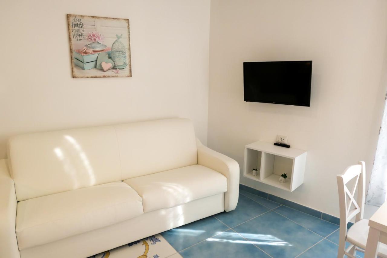 Cristianzerotre Suite 那不勒斯 外观 照片